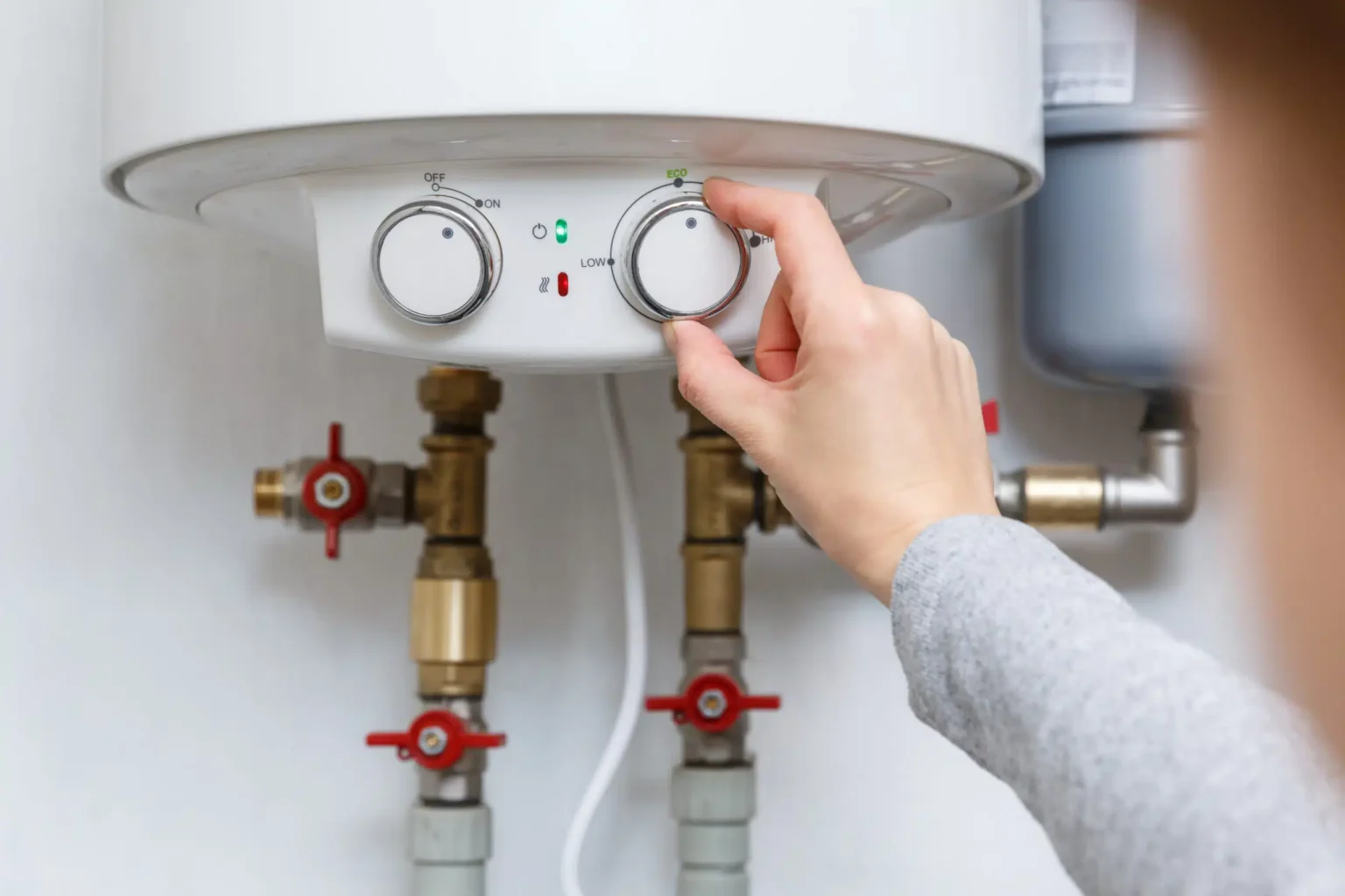 Water heater temperature adjustment and repair in Lynn Haven, Florida